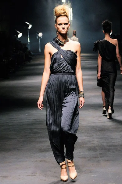 Look 43